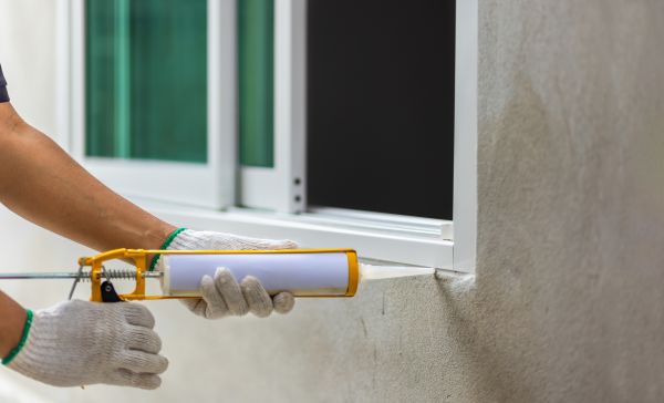 Window Caulking Service in Duluth