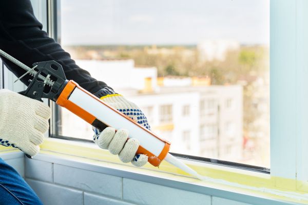 Window Recaulking Service in Duluth
