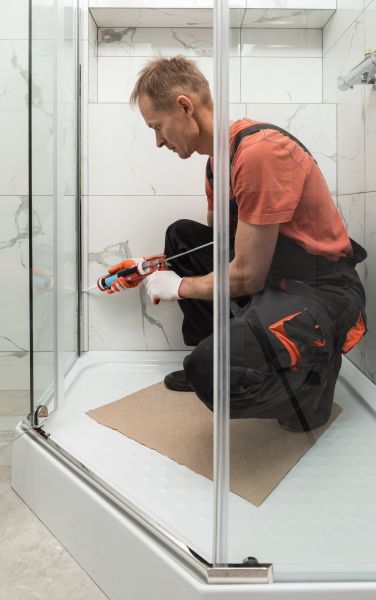 Shower Caulking Replacement in Duluth